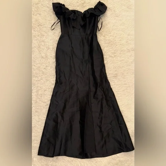 NEW Alfred Sung Off the Shoulder Ruffle Satin Black Trumpet Gown Sz 6 - Picture 2 of 6